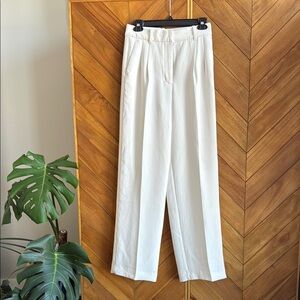 Aritzia White Crepe Trousers (never worn)